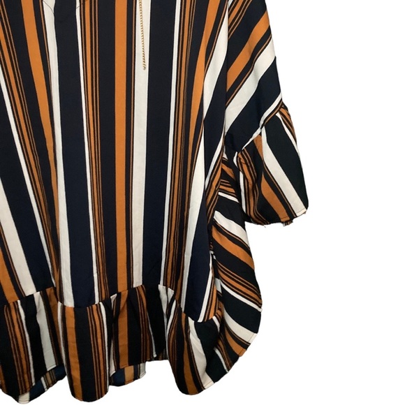 Striped Mileage Blouse With Chain Detail - Picture 3 of 5